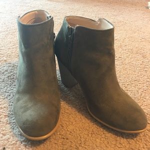 Suede Heel-Blocked Booties